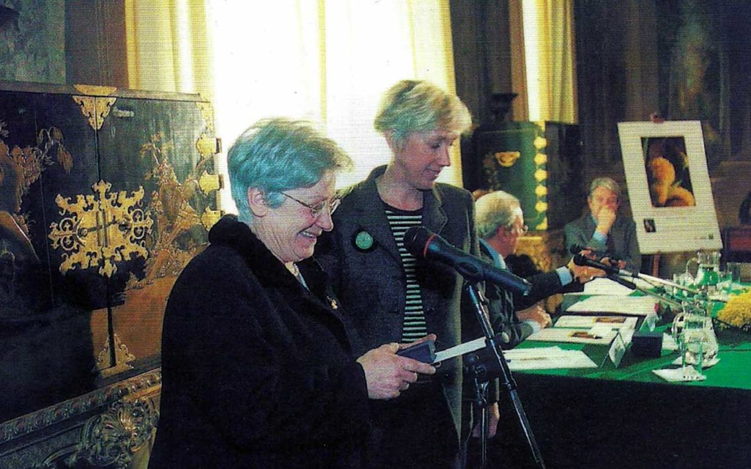 Premio Donna 2002 a Mariangela